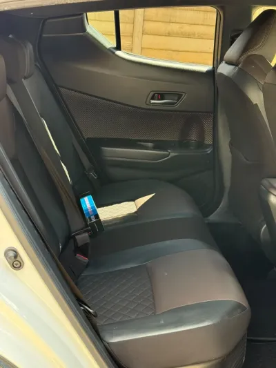 2017 Toyota C-HR 1.8L Hybrid Automatic, 63,200 km