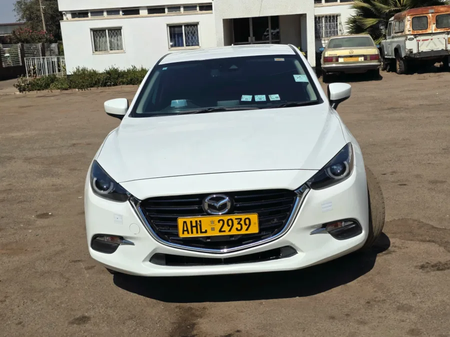 2016 Mazda Axela, Automatic, 109,000 km, Harare