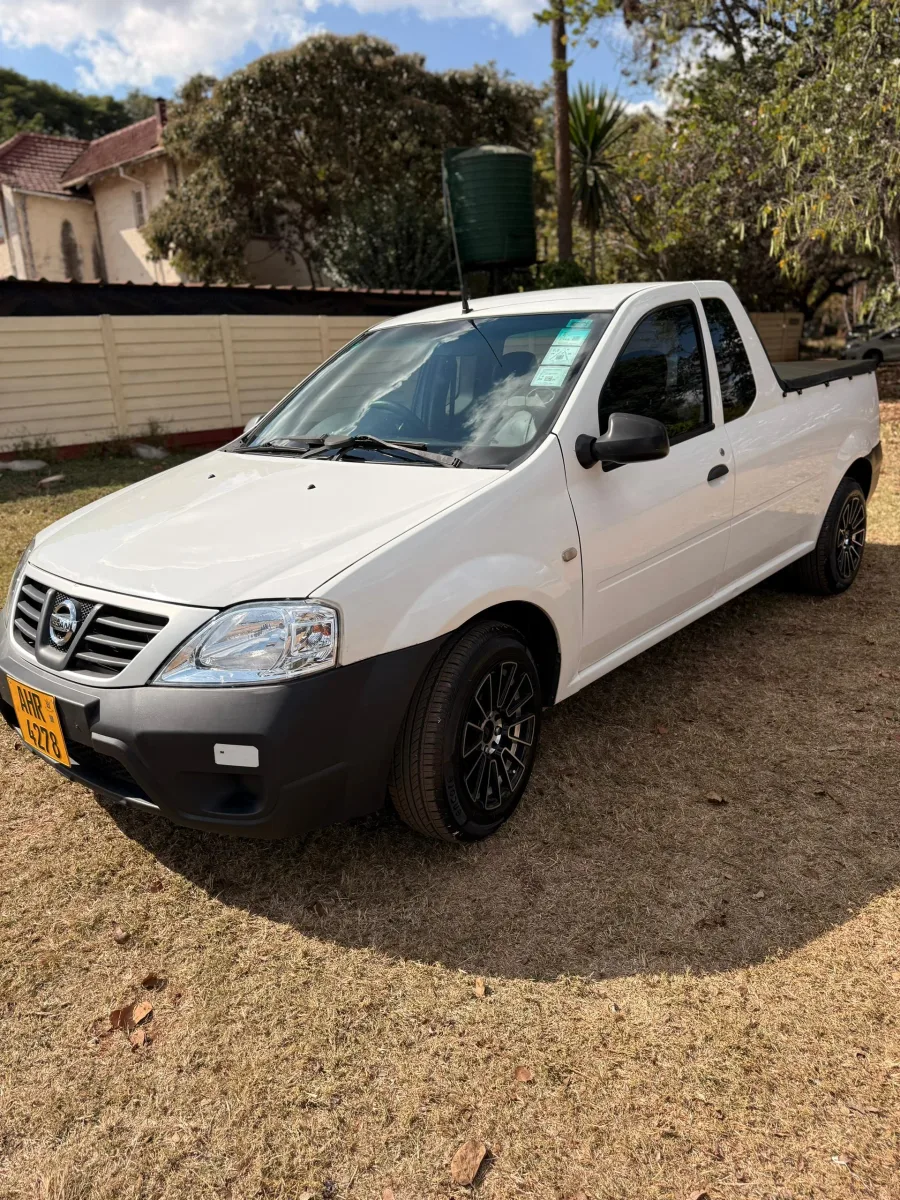 Nissan NP200 Pickup 2018 – White