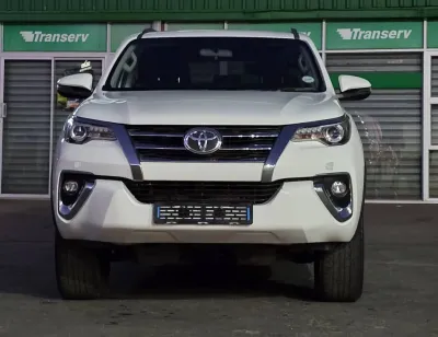Toyota Fortuner 2019, 93,000 km, white SUV
