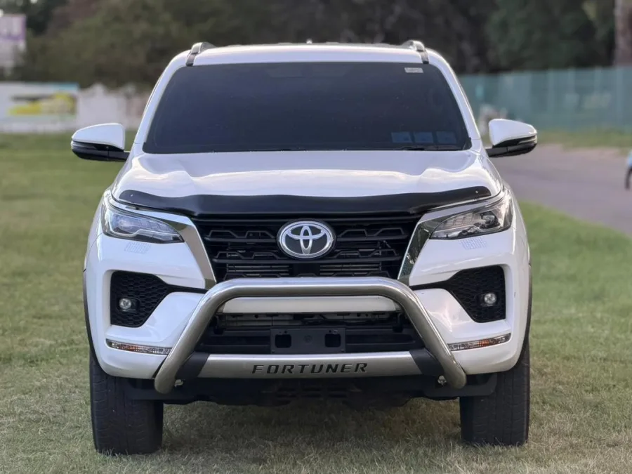 Toyota Fortuner GD6 2.8L Diesel 2022, 43,000 km