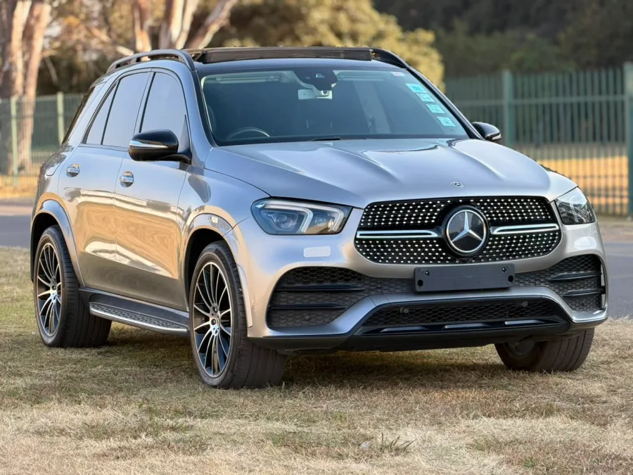 Mercedes-Benz GLE 400d AMG 2020 — 43,000 km, Silver