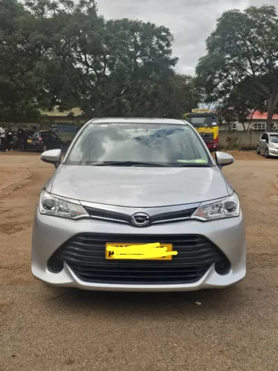 2017 Toyota Axio Sedan, Silver, 76,000 km