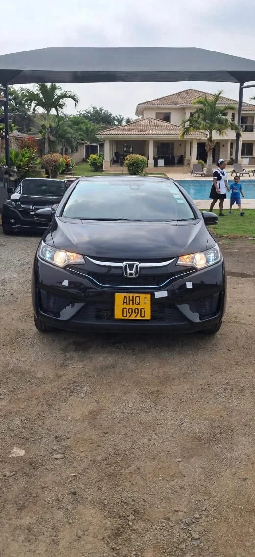 Honda Fit Hatchback, 2018, 83 000 km, Black