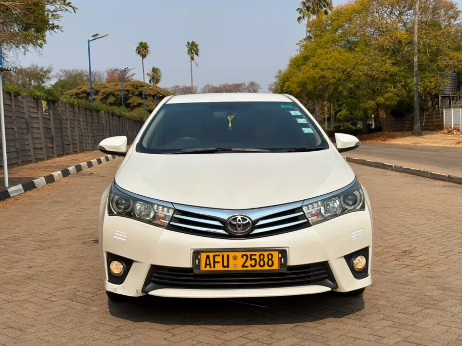 Toyota Corolla 2014, white, petrol, automatic, 94k km