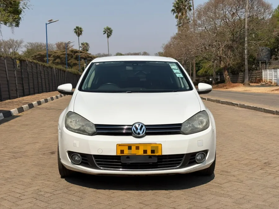 2011 Volkswagen Golf TSI Hatchback
