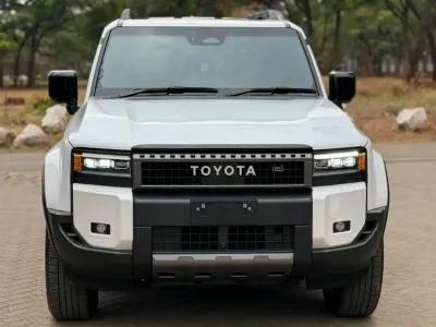 2025 Toyota Land Cruiser Prado Diesel 4x4 - USD 110,000