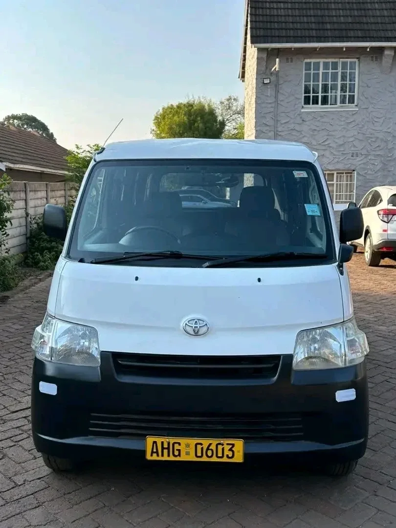 2016 Toyota Townace DX Auto – 96,800 km, Kensington