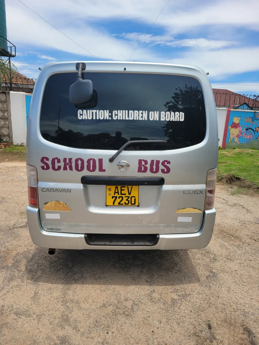 Nissan Caravan 3.0L School Bus – 263,000 km, Second-Hand