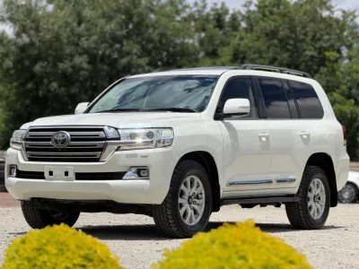 2019 Toyota Land Cruiser Sahara V8 - 118,000 km