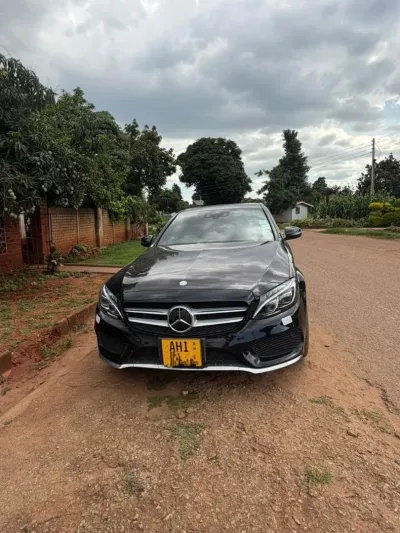 Mercedes-Benz C220d Sedan, 2017, 95,000 km