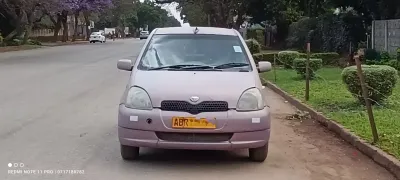Toyota Vitz (2001)