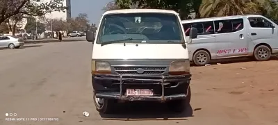 Toyota Hiace (2004)