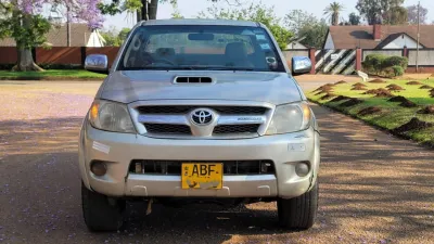 Toyota Hilux (2008, club cab)
