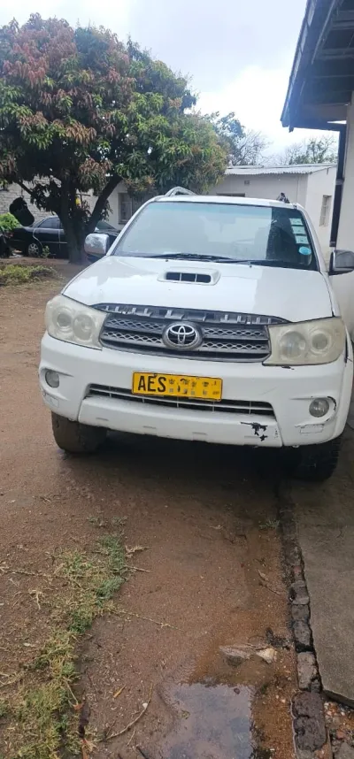 Toyota Fortuner (2008)
