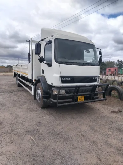 2010 DAF LF Cargo Truck, 100,000 km