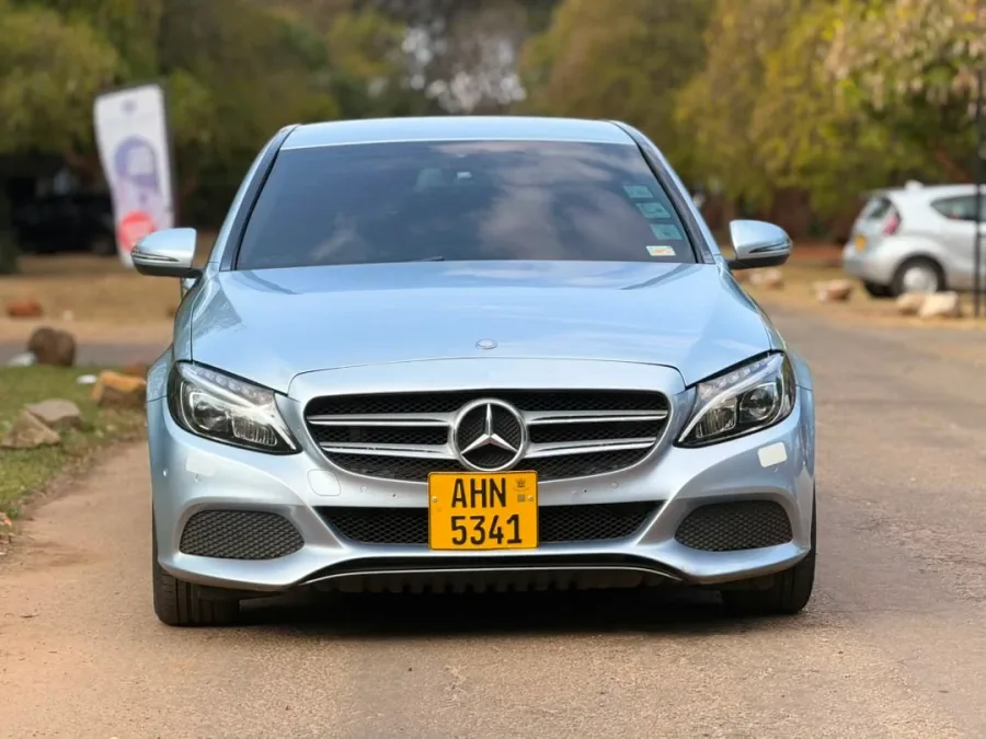 Mercedes-Benz C-Class Sedan, 2017, 78,000 km