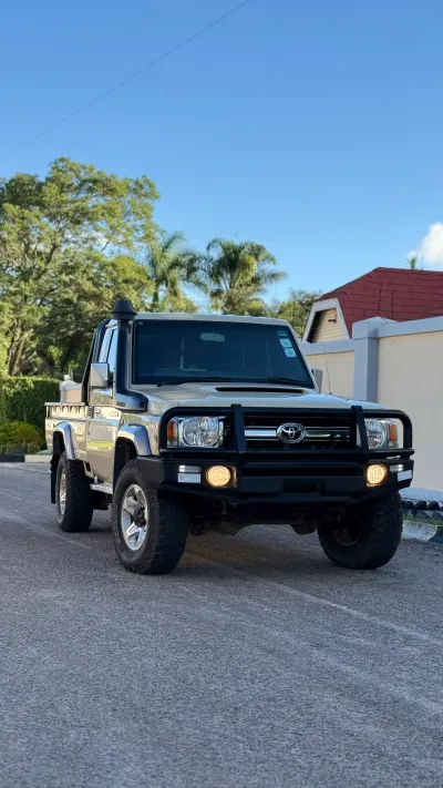 Toyota Land Cruiser 79 V8 Single Cab 4x4 2018