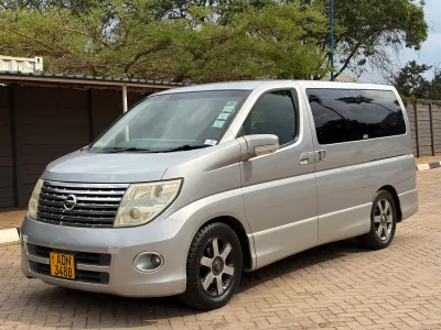 2004 Nissan Elgrand Highway Star 3.5L V6 Automatic