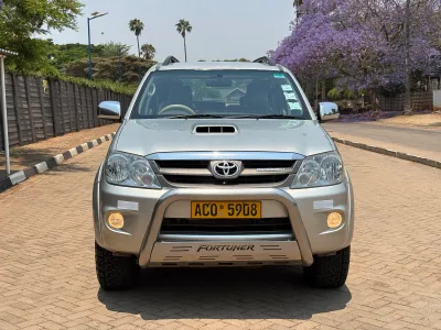2006 Toyota Fortuner 3.0 D-4D Automatic 4x4 7-Seater