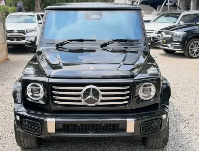 2025 Mercedes-Benz G-Class G450d 3.0 Diesel 4x4 - 1,000 km