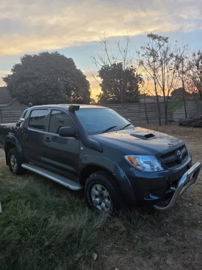 Toyota Hilux D4D Manual 2010 — 203,000 km, no faults