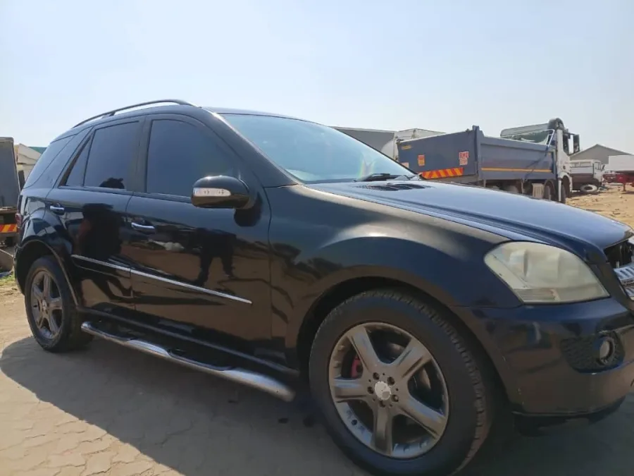 2008 Mercedes-Benz ML320 CDI Automatic – 165,000 km