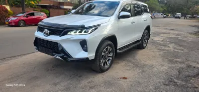 Toyota Fortuner 2.8gd6 Year 2023