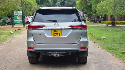 2020 Toyota Fortuner 2.4 GD-6 Automatic – 119,000 km