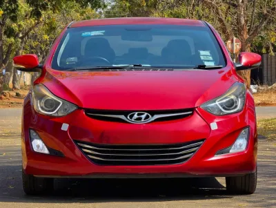2014 Hyundai Elantra GLS Automatic – 53,000 km