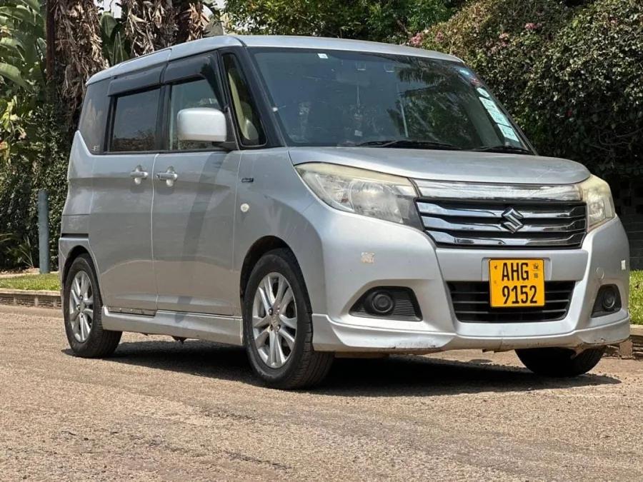 2017 Suzuki Solio Hybrid Automatic – 89,000 km