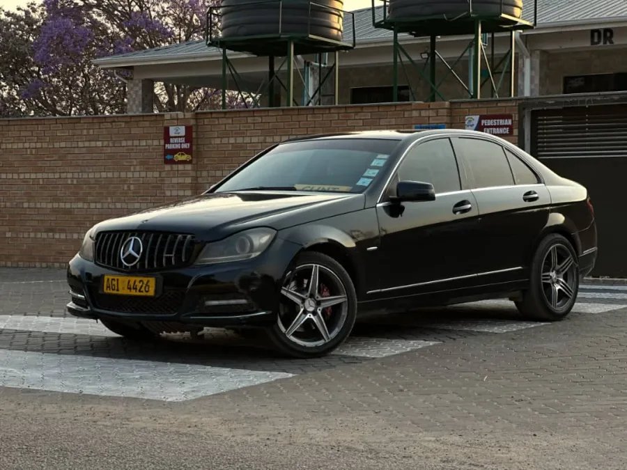 2013 Mercedes-Benz C-Class C200 W204, 137,000 km