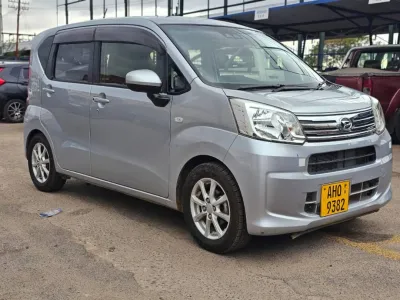 2017 Daihatsu Move 6th Gen CVT – 97,000 km