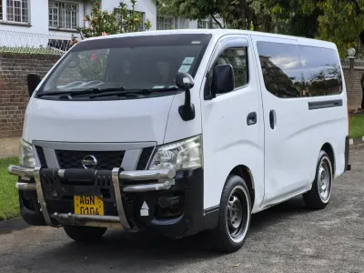2015 Nissan NV350 Diesel Manual Cargo Van | 156,000 km