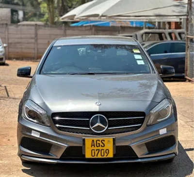 2016 Mercedes-Benz A180 Hatchback – 95,000 km