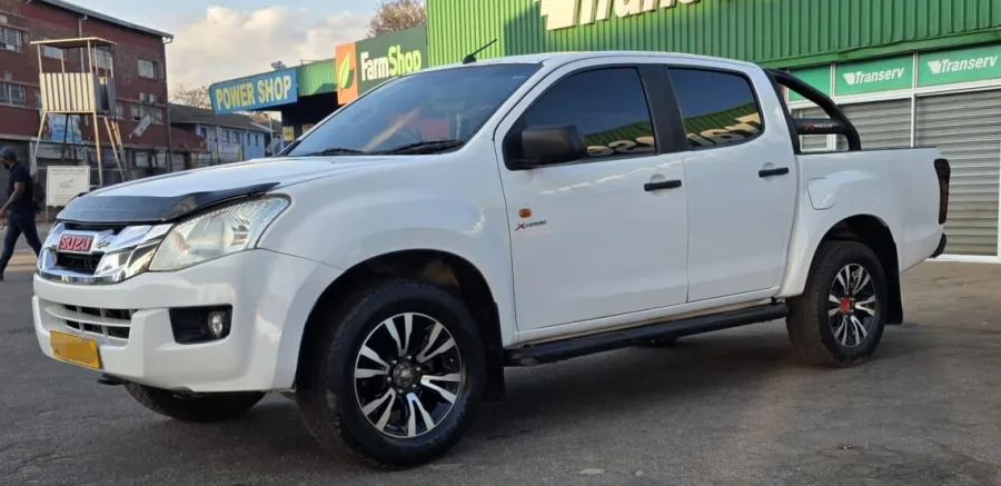 2016 Isuzu D-Max 250 X-Rider 2.5L Diesel Manual Double Cab
