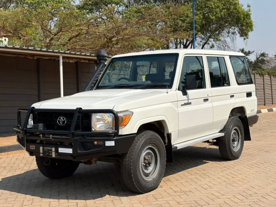 2020 Toyota Land Cruiser 76 Series 4.2D Station Wagon 4x4