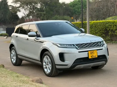 2019 Range Rover Evoque 2.0L Petrol Automatic – 69,000 km