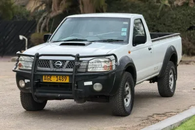 2016 Nissan NP300 Hardbody 2.5L Diesel Manual