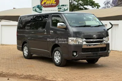 2017 Toyota Hiace 3.0L Diesel Automatic Passenger Van