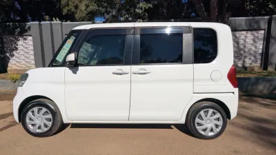 2016 Daihatsu Tanto Petrol Automatic Mini Van