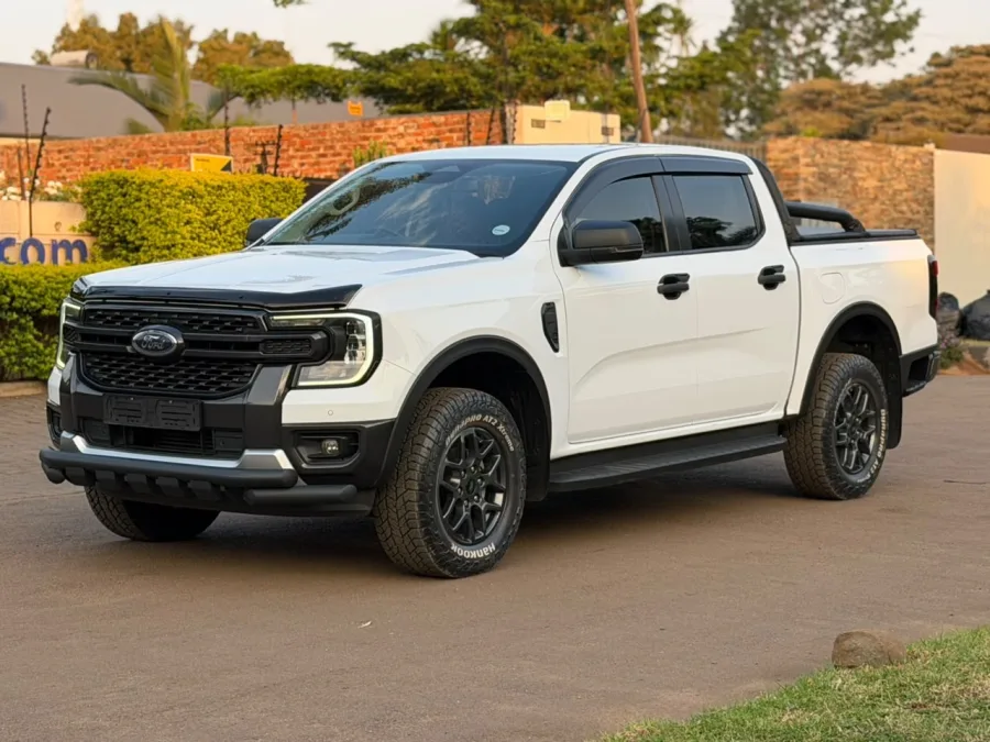 2024 Ford Ranger XLT Automatic – 42,000 km