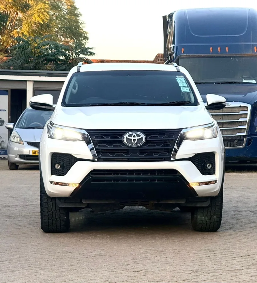 Toyota Fortuner 2.8 GD6 2019 White