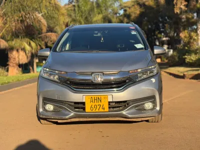 Honda Shuttle 2017, 78,544 km, Silver