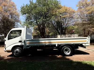 2014 Toyota Dyna 3-Tonne Automatic Dropside Truck