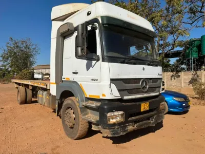 Mercedes-Benz Axor 1824 flatbed truck, 2012, 165,000 km