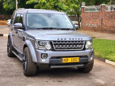 Land Rover Discovery 4 SDV6 Twin-Turbo, Full Leather, Sunroof, Park Assist