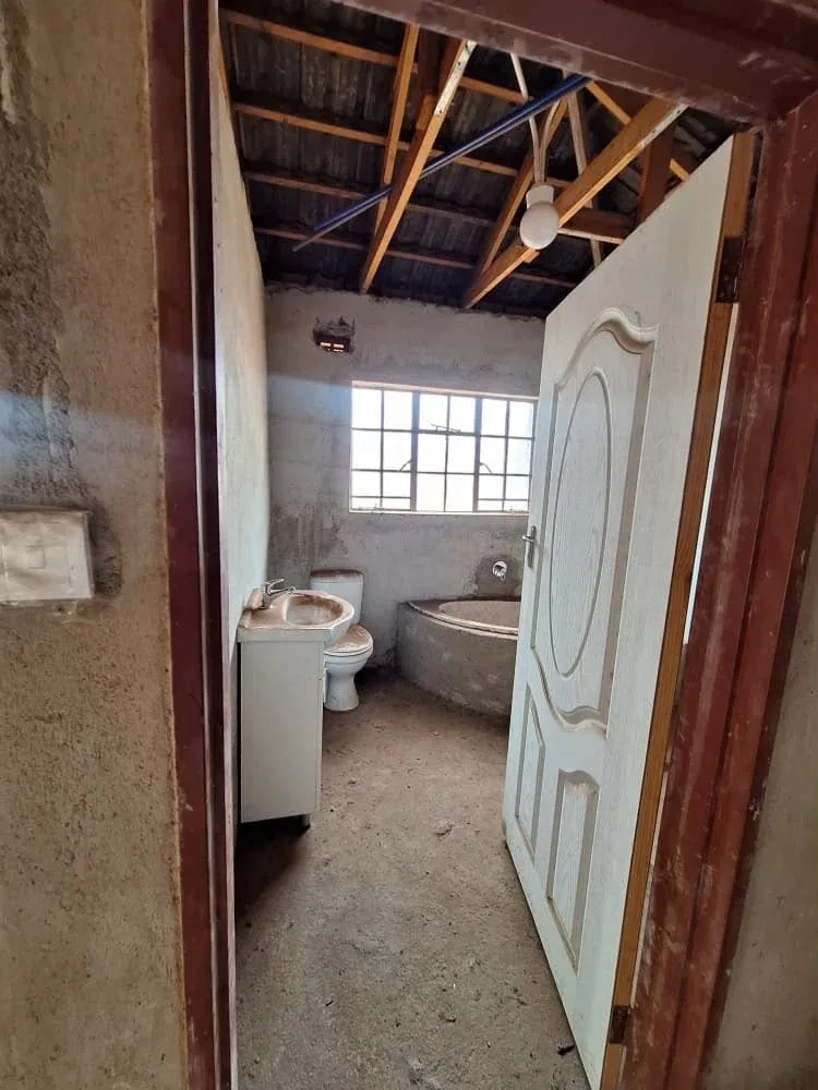 4-Bedroom House with Double Garage in Belvedere, Harare West