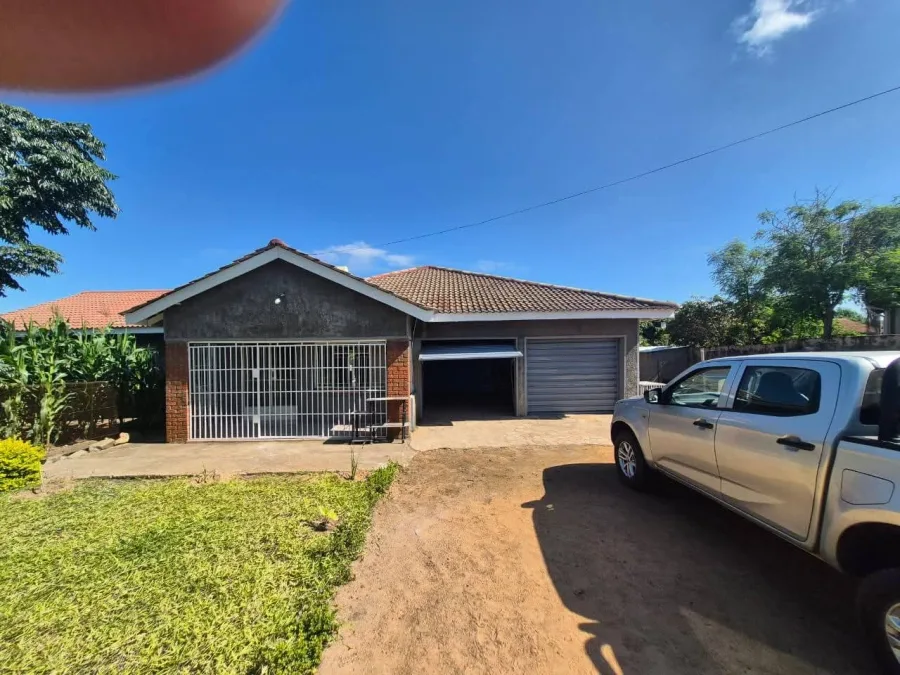 Spacious 4-Bed Family Home in Manresa Park, Harare East