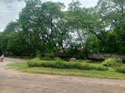 Waterfalls Industrial/Commercial Stand – 1.2 Hectares with House & Cottage